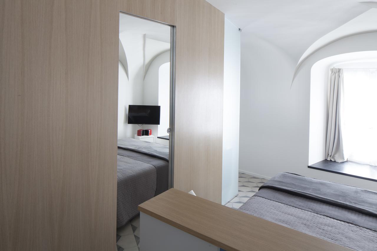 Genova Suite Art Bagian luar foto