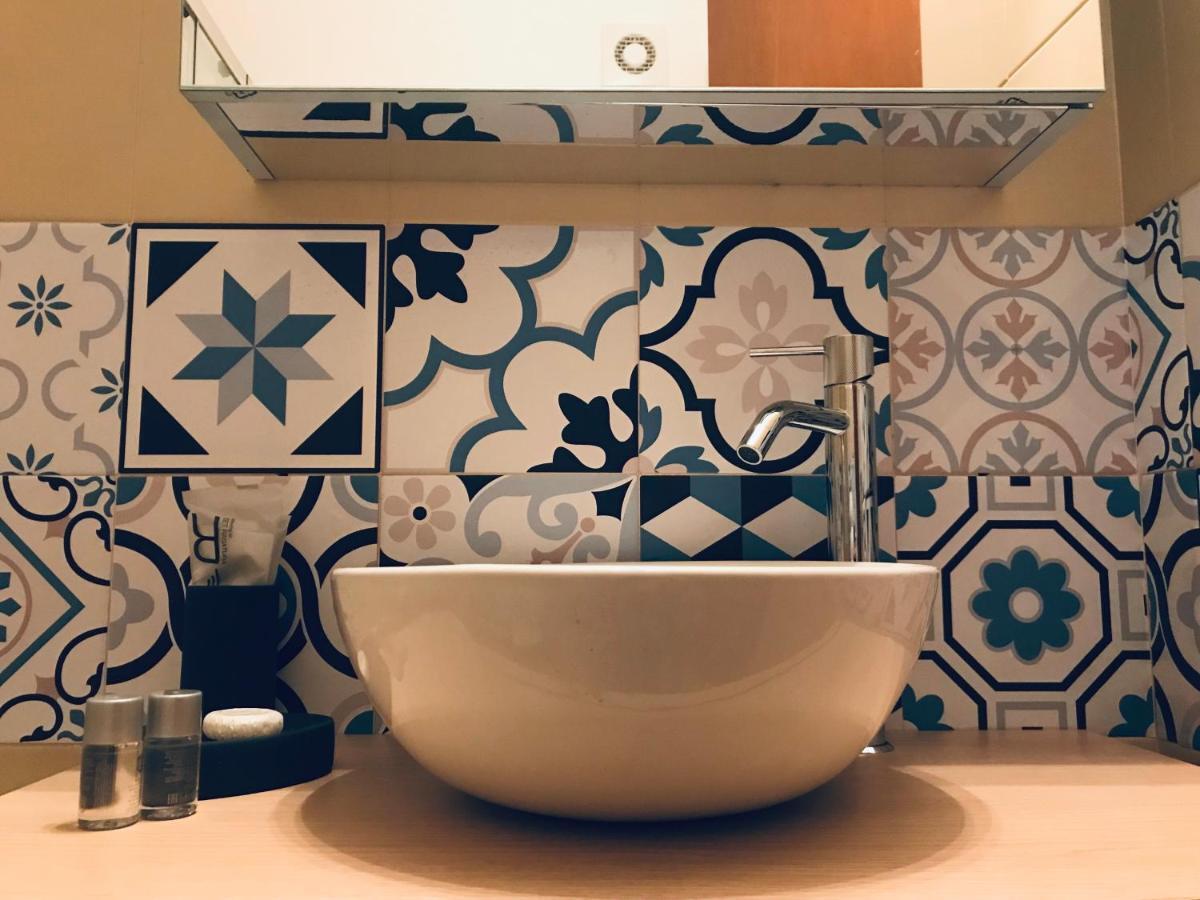Genova Suite Art Bagian luar foto